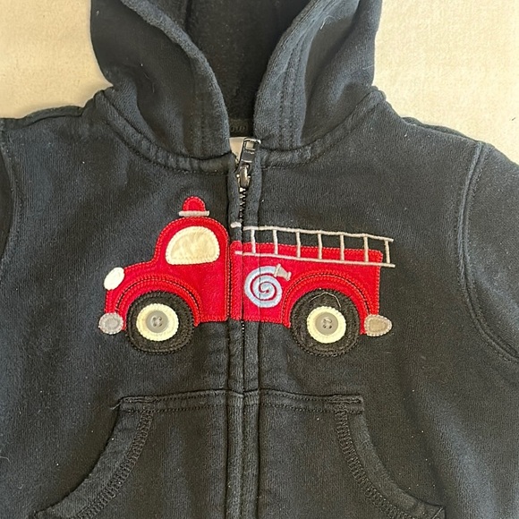 Gymboree - Charcoal Baby Hoodie with fire engine design - Picture 3 of 4